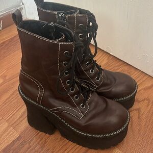 DELIA*S Brown Boots Platform Chunk Stitched Heel Lace up